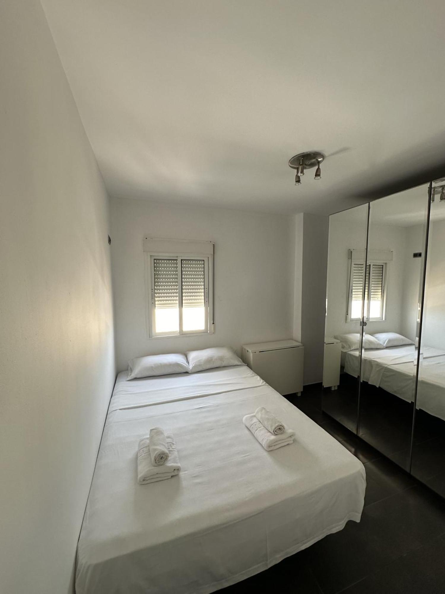 Atico Plaza Bailen Malaga Centro Apartment Exterior foto