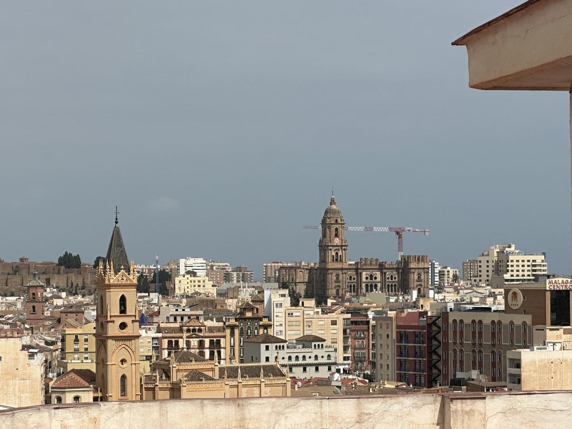 Atico Plaza Bailen Malaga Centro Apartment Exterior foto