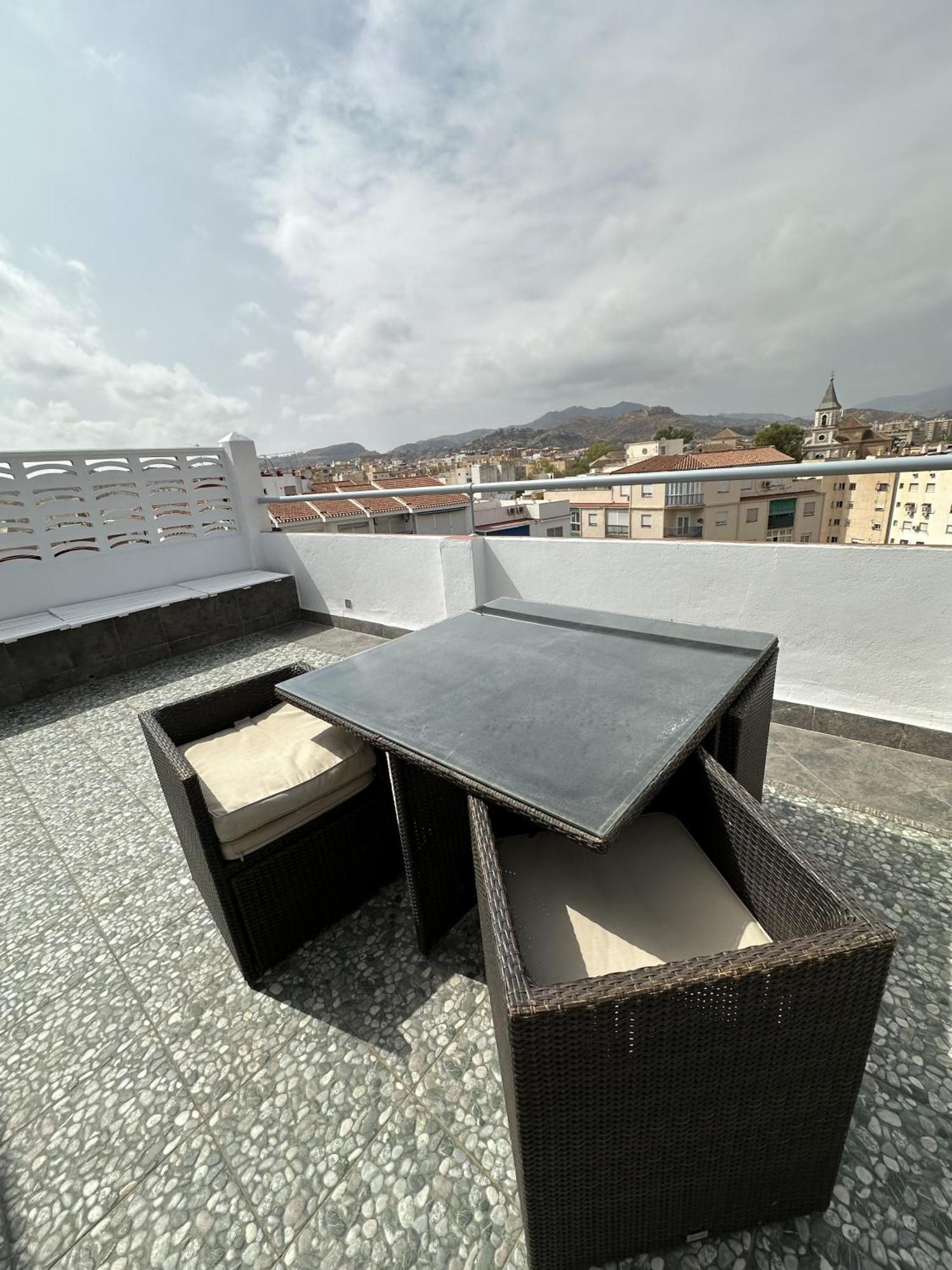 Atico Plaza Bailen Malaga Centro Apartment Exterior foto
